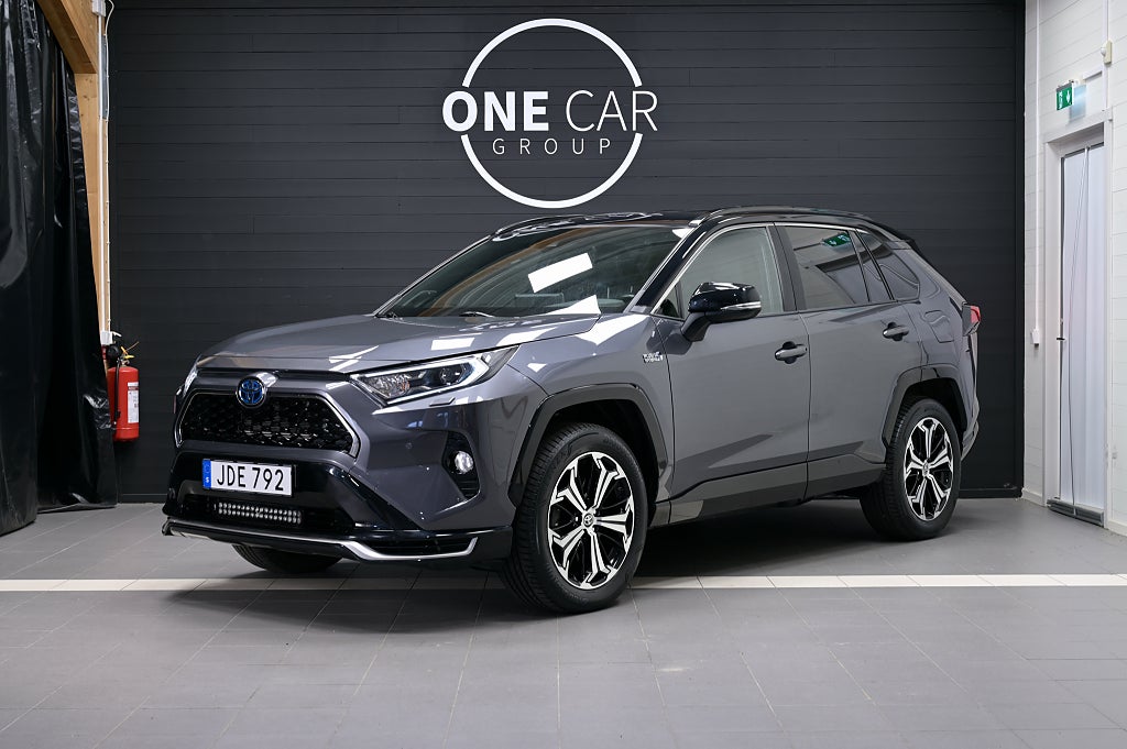 Toyota RAV4 Plug-in Hybrid E-CVT Style MOMS JBL Drag
