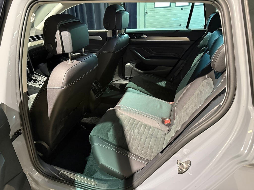 Volkswagen Passat 2022 - miniatyr 12
