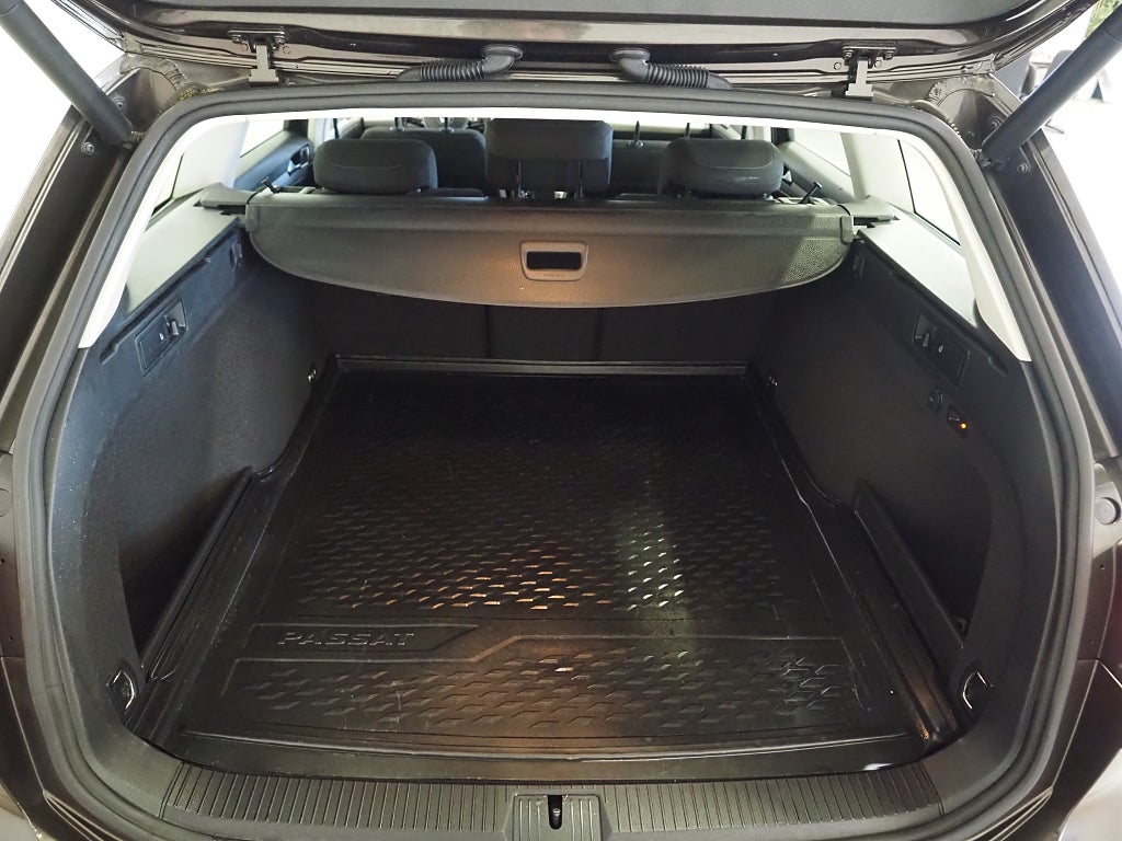 Volkswagen Passat SC 1.4 TSI 150hk | Cockpit | Drag | P-Värmare | Kamera 2018