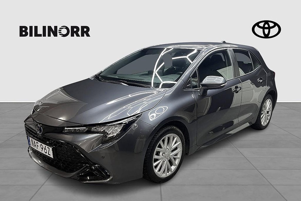 Toyota Corolla 1,8 HYBRID 5D ACTIVE PLUS V-HJUL