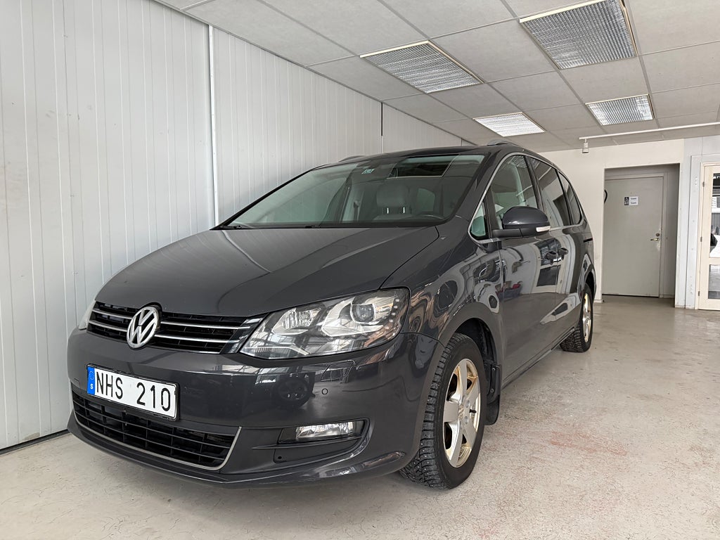 Volkswagen Sharan 2.0 TDI 140HK 4Motion 7-sits D-Värmare Drag Panorama