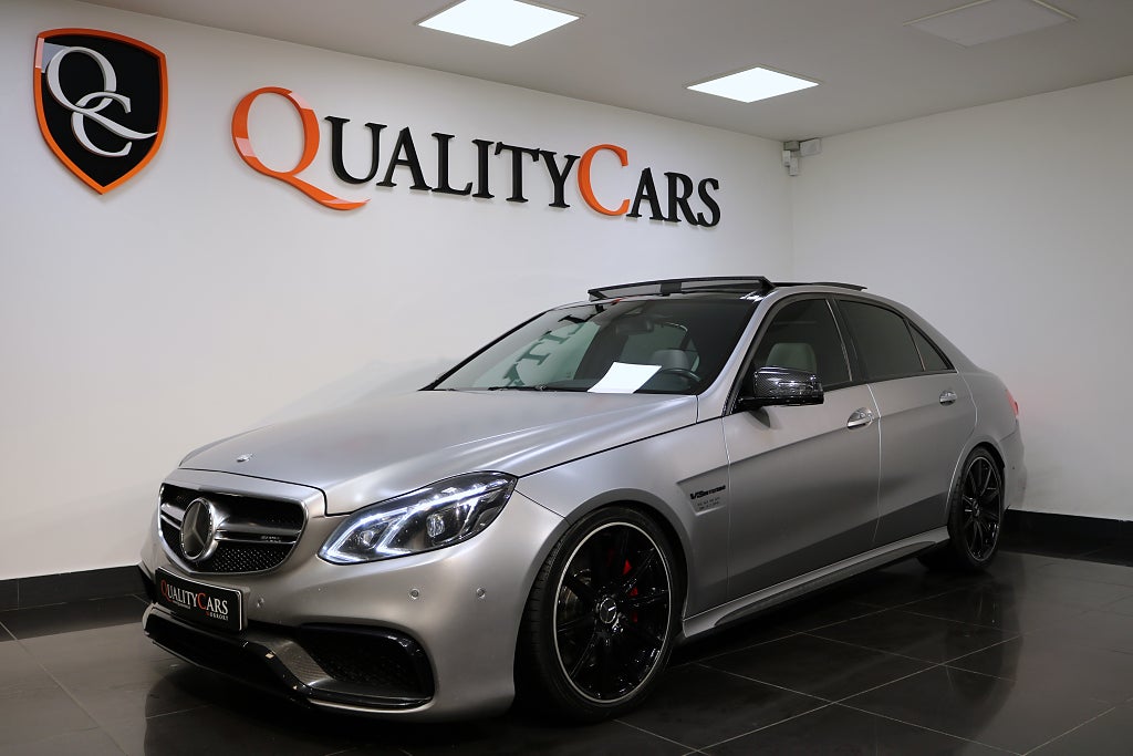 Mercedes-Benz E 63 AMG 557hk / Designo / Panorama/ Kolfiber 