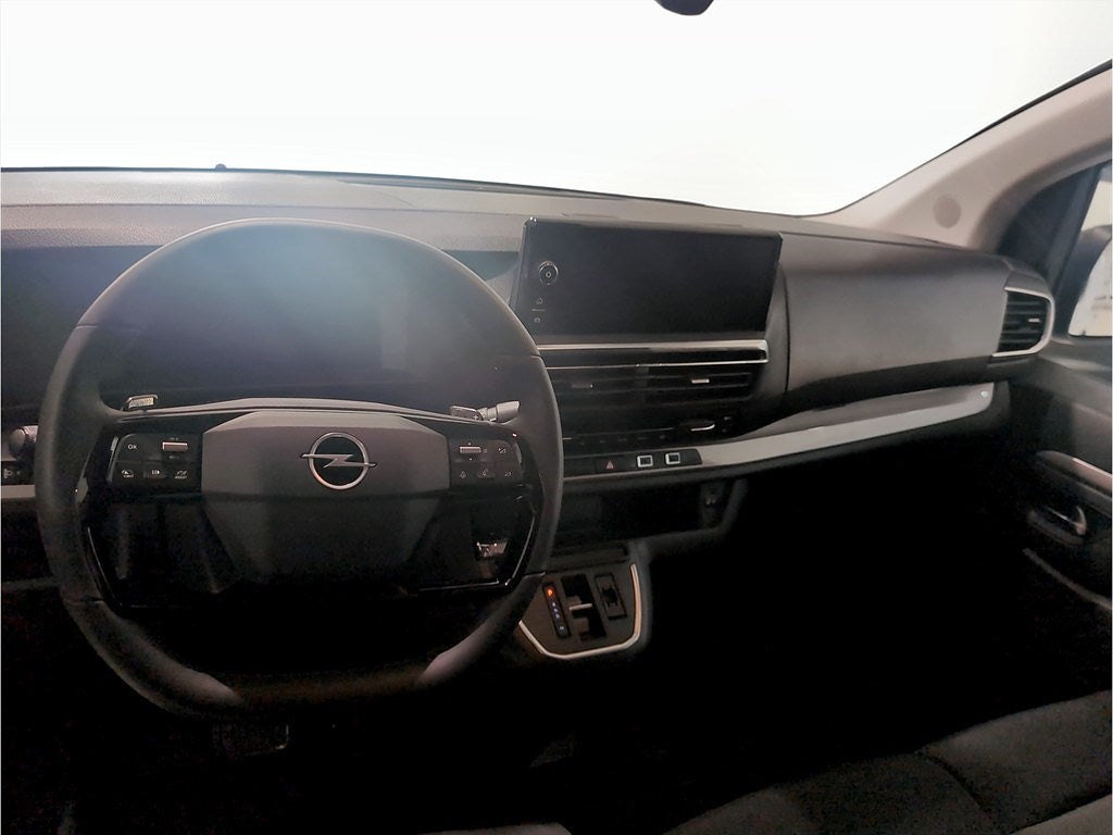 Bild på Opel Vivaro Elite 180hk Aut L2 - DEMO