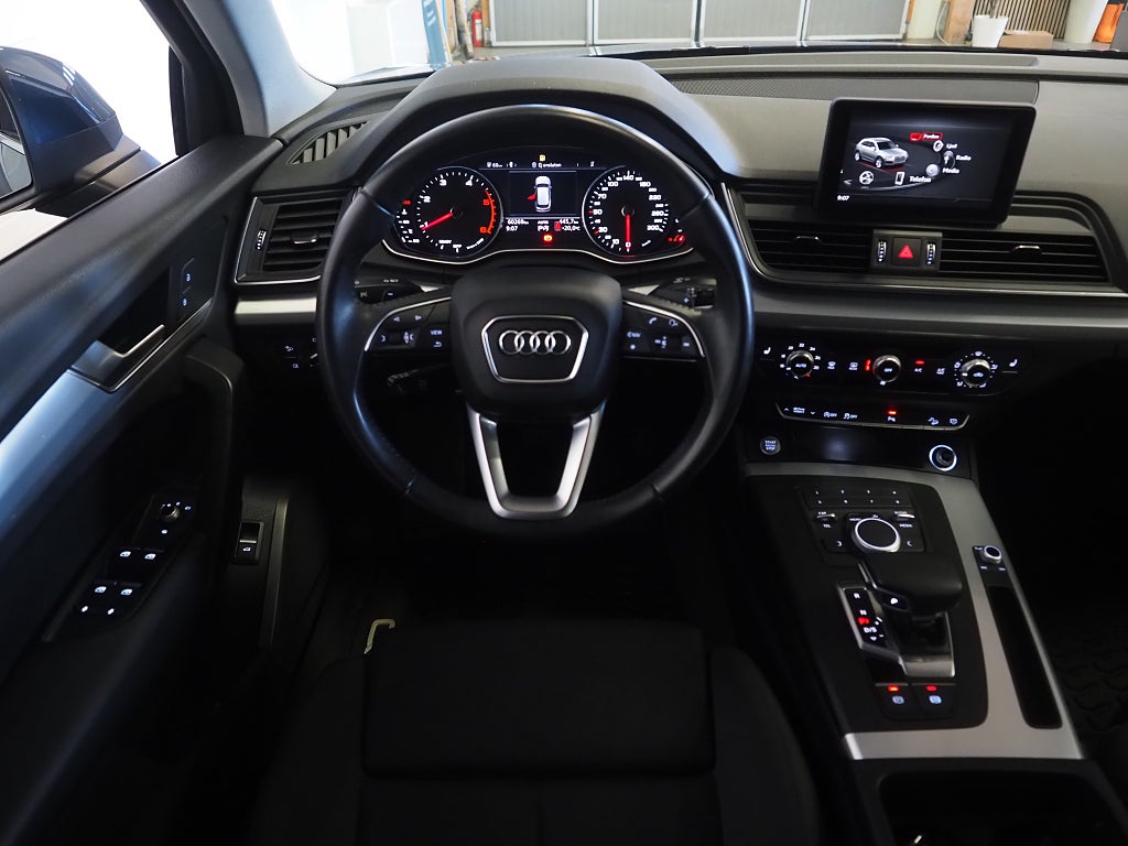 Audi Q5 2.0 TDI 190hk quattro | Drag | D-värm | Matrix | 2018