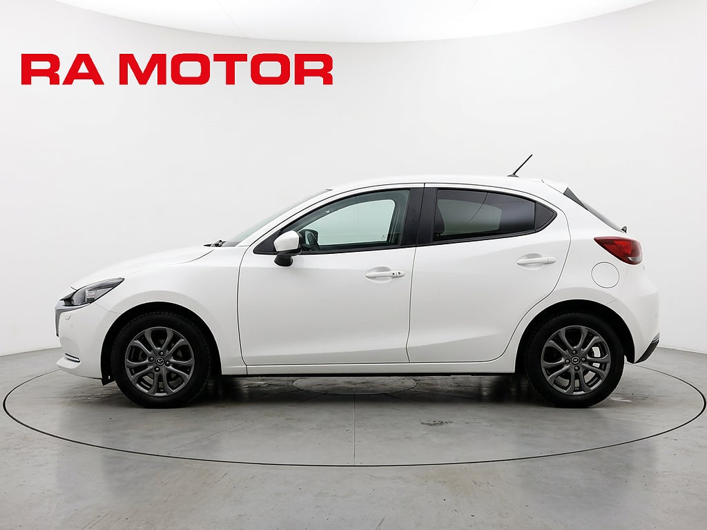 Mazda 2 1.5 SKYACTIV-G 90hk Core Motorvärmare Farthållare
