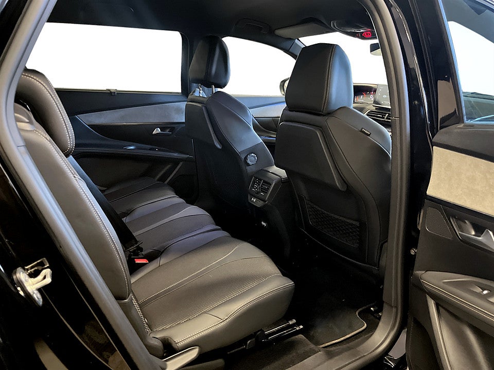 Bild på Peugeot 5008 GT 1.2 PT 130hk Aut 7-SITS B-KAMERA 