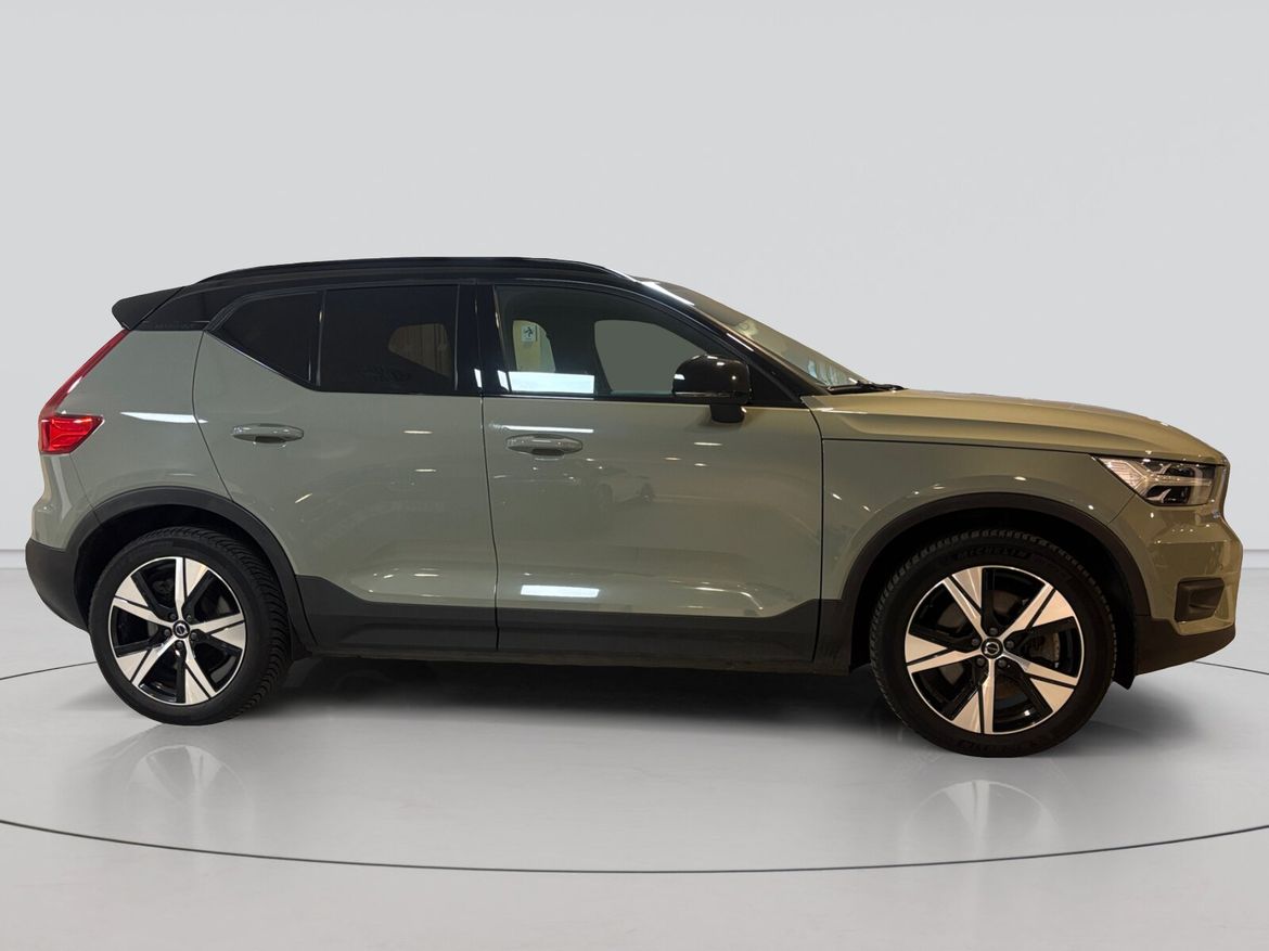 Volvo XC40 Plus 2022, bild 5/10