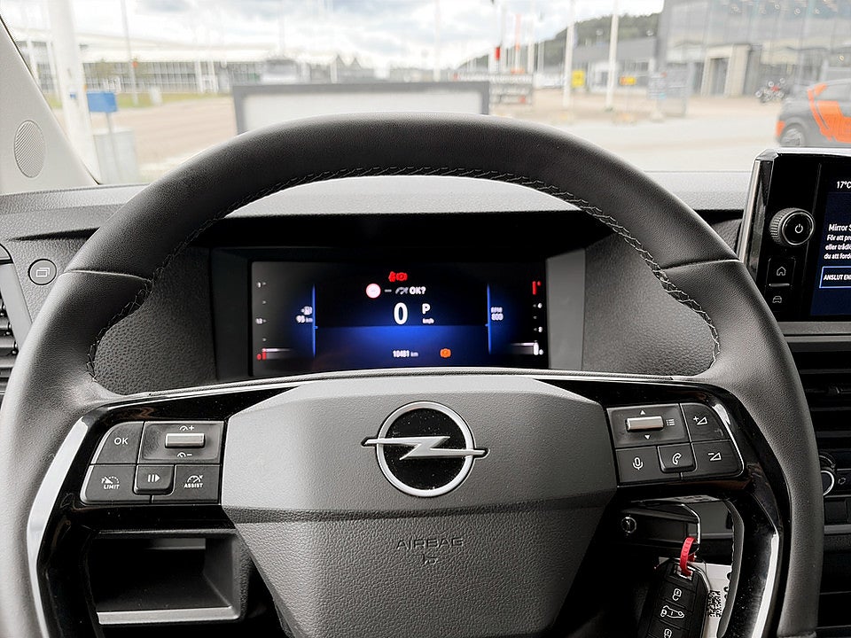 Bild på Opel Vivaro 2.0 BHDi 145hk Aut L3 VÄRMARE DRAG B-KAMERA