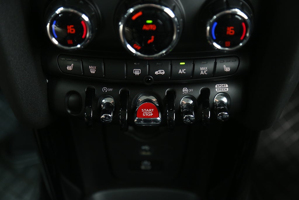 MINI Cooper S Experience 178hk Aut 5-dörrars Navi CarPlay Kamera 2024