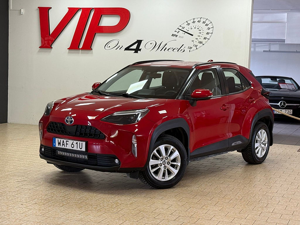 Toyota Yaris Cross Hybrid AWD-i e-CVT Active Backkamera Euro 6