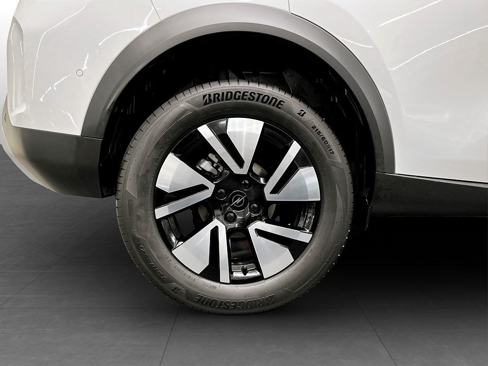 Bild på Opel Frontera GS Hybrid 136hk Aut - OMGÅENDE LEVERANS!