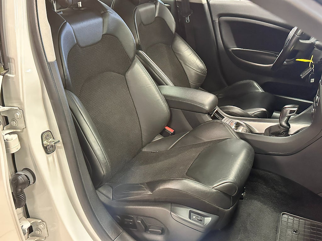 Citroën C5 Tourer 2.0 HDi 163hk Dragkrok Euro 5 thumbnail