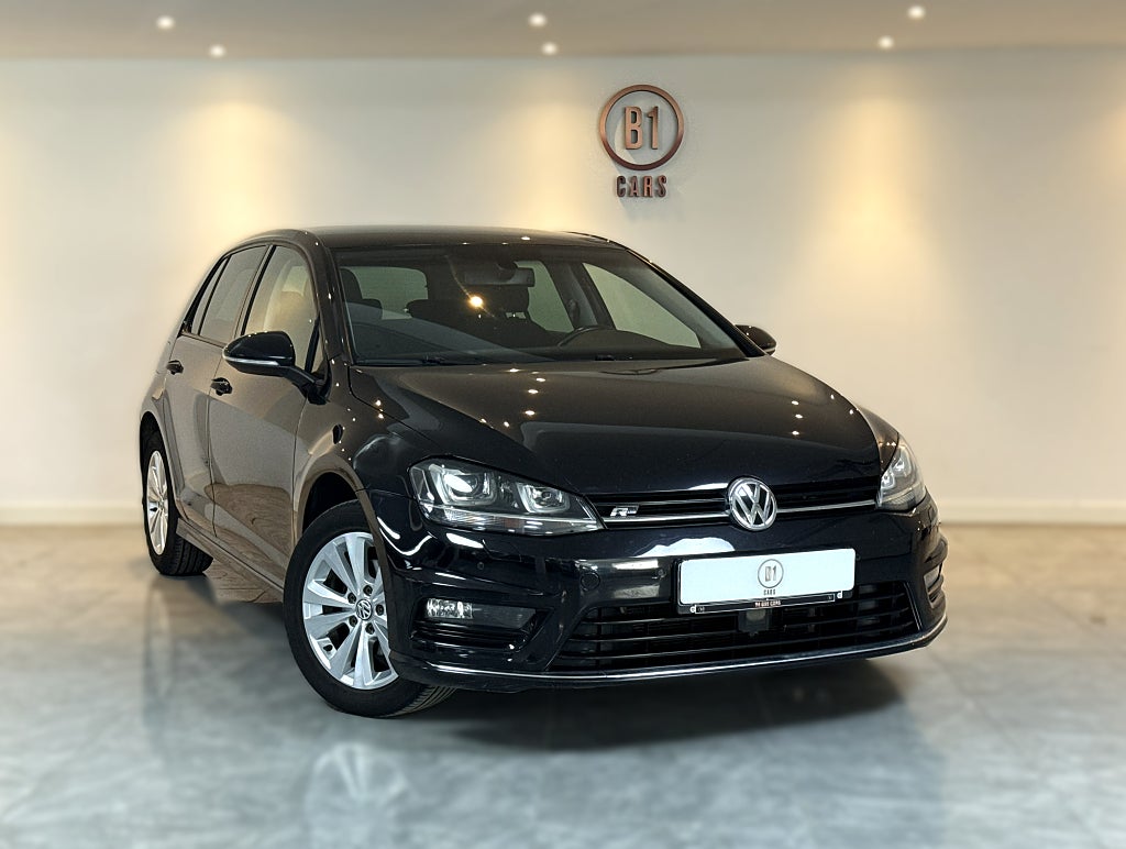 Volkswagen Golf 1.2 TSI 105HK AUTOMAT R-LINE PREMIUM B-KAMERA MASTERS 