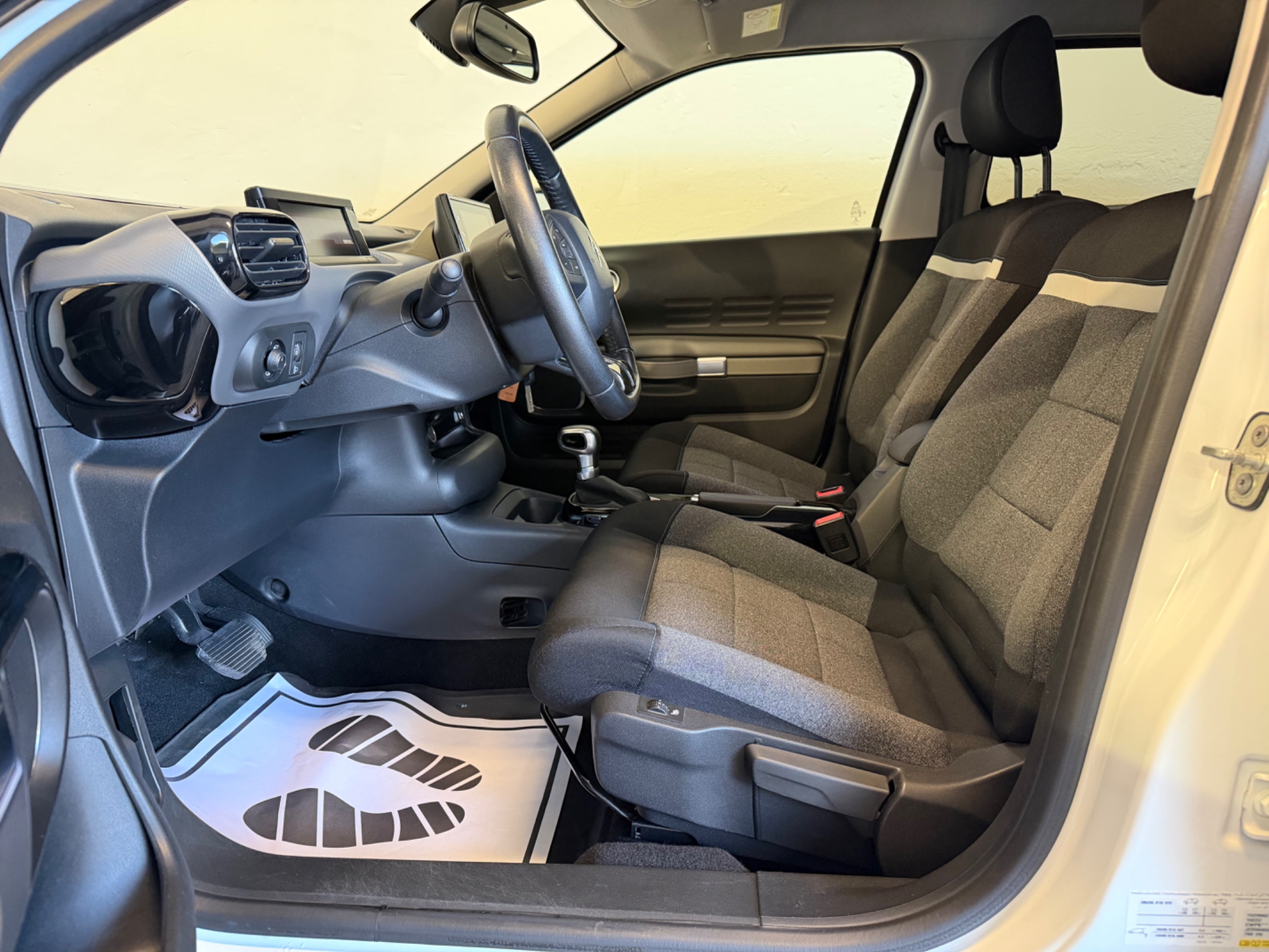 Citroen C4 Cactus 2018, bild 7/10