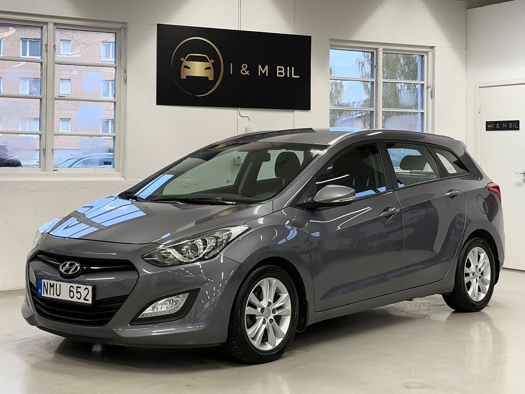 Hyundai i30 Kombi 1.6 GDI Automat/ Nybes/ 4402mil/ 1 Ägare/ 