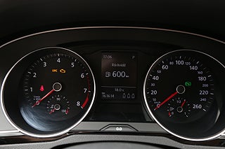 Kombi Volkswagen Passat 18 av 29