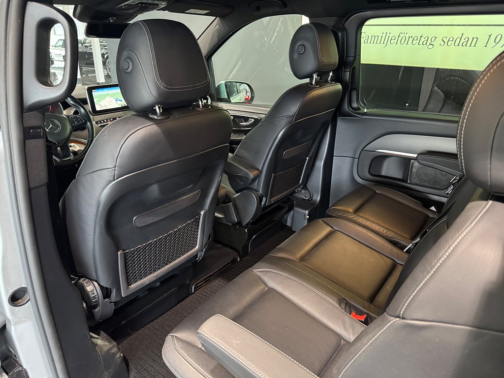Mercedes-Benz V300 d 300 d 4Matic Lång AMG Värmare Drag Burmester Läder - bild 9