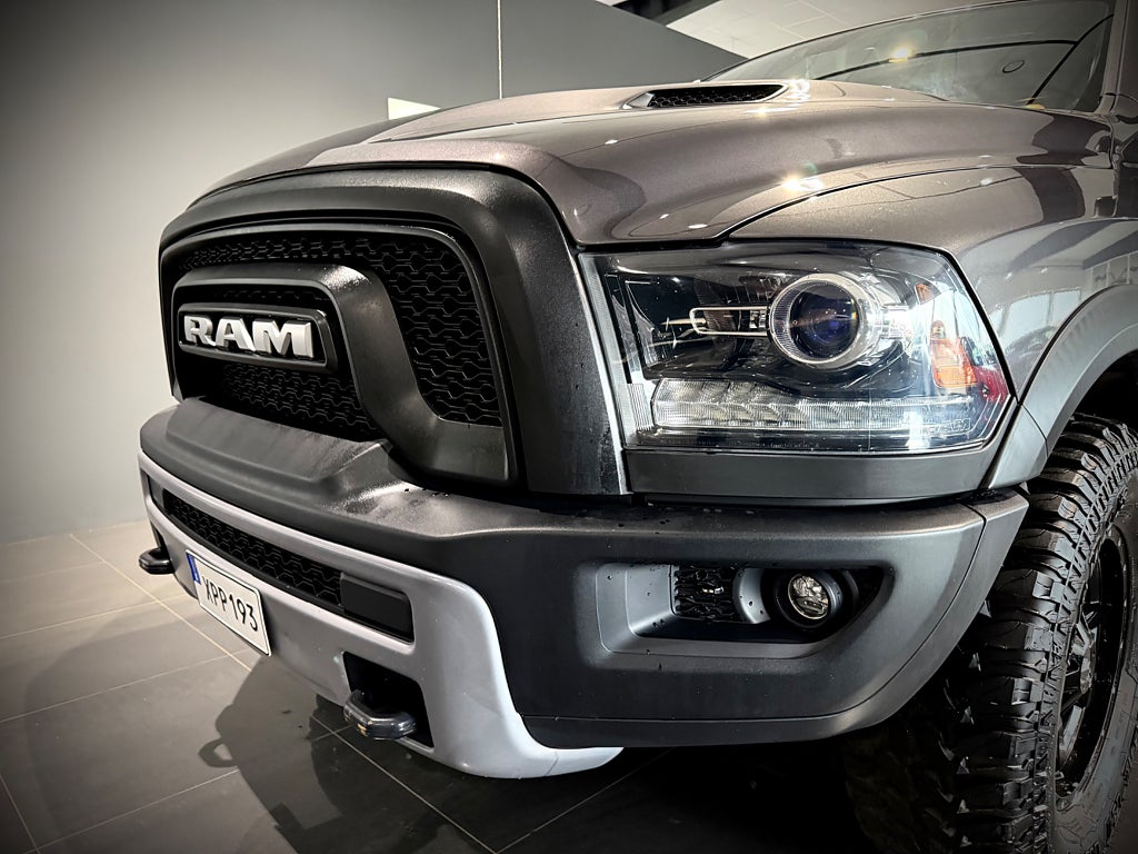 Dodge RAM 1500 Rebel 5,7 L Mkt fin o låga mil 4 X 4  394 hk - bild 23