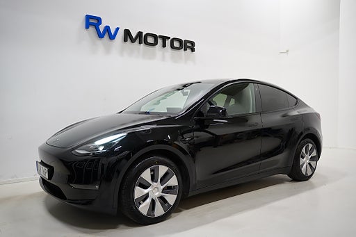 Tesla Model Y Long Range AWD Dragkrok / En ägare / MOMS / RÄNTA 2,95%