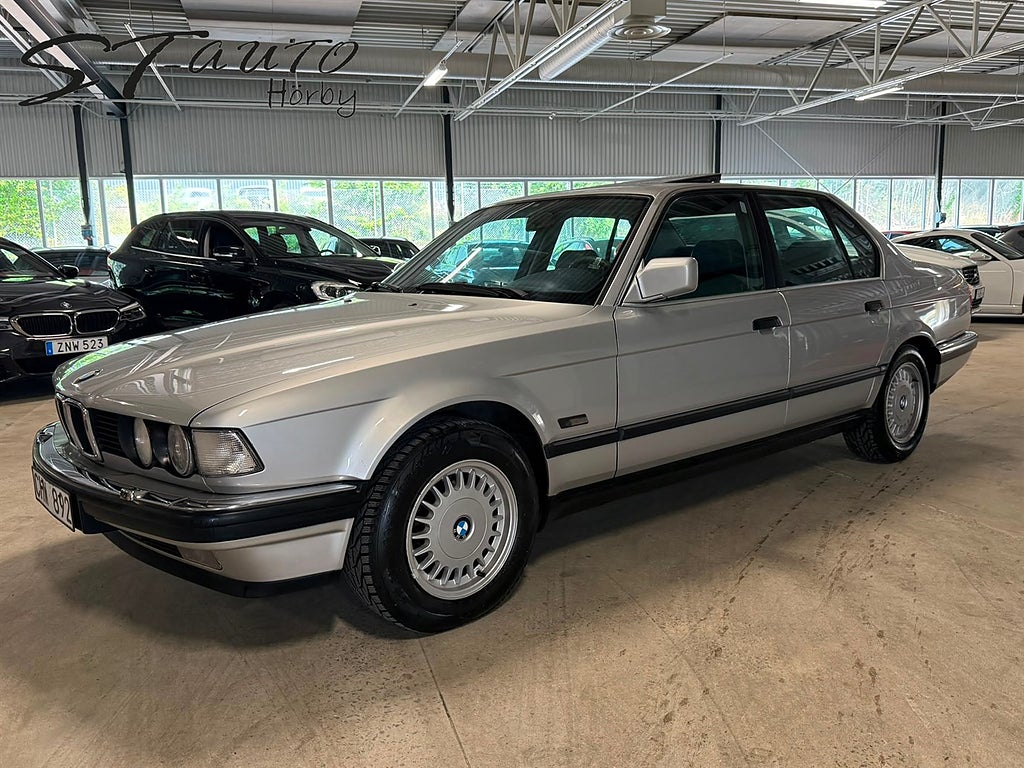 BMW 730 i Aut Skinn Svensksåld 188hk