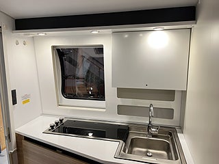 Husvagn-övrigt Adria ACTION 391 LH 14 av 20