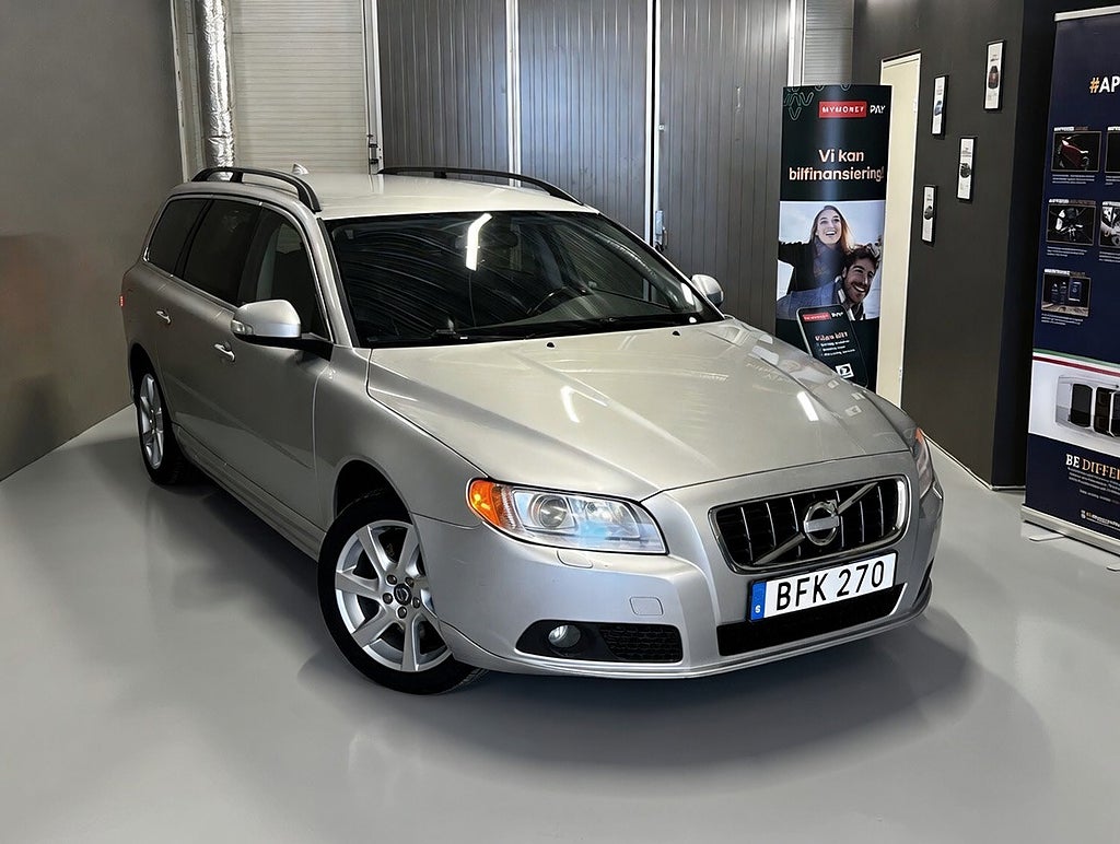 Volvo V70 (SÅLD) D5 AWD Geartronic Momentum Euro 5