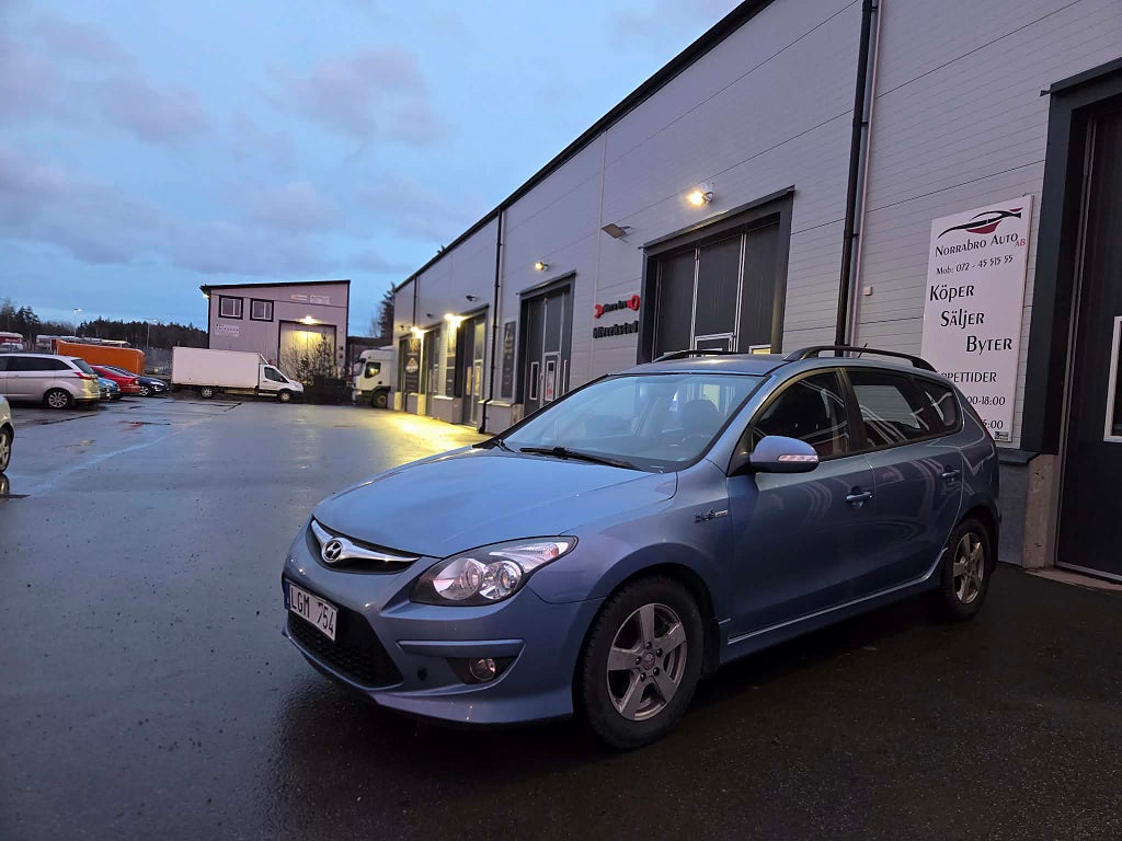 Hyundai i30 cw 1.6 CRDi Business Euro 5