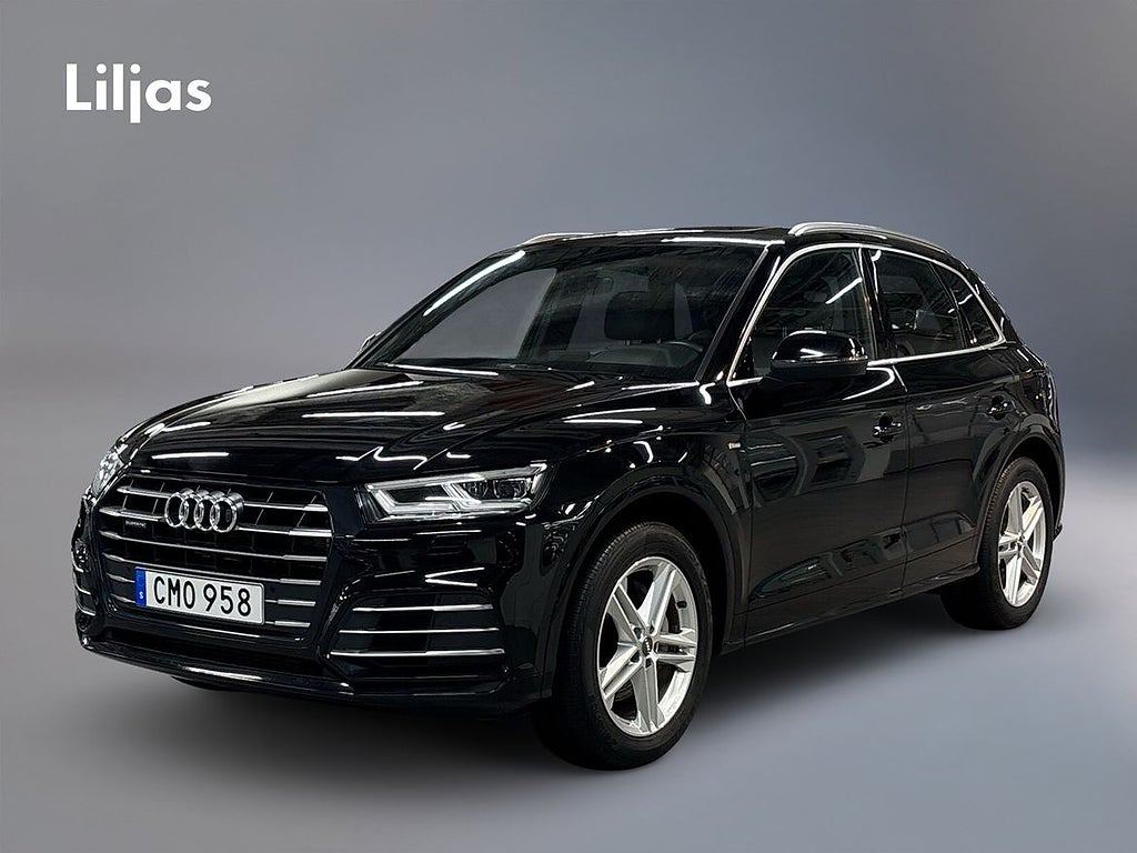 Audi Q5 55 TFSI e Quattro S-Line//Dragkrok//Kamera//