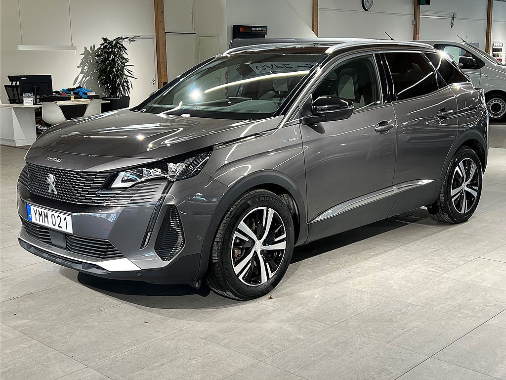Bild på Peugeot 3008 GT Hybrid4 300hk Aut 4WD - PANO, NAVI, CARPLAY