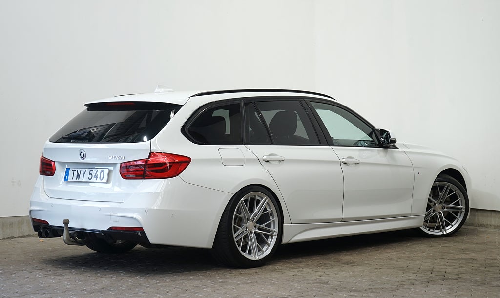 BMW 330i Touring Steptronic M Sport 252hk