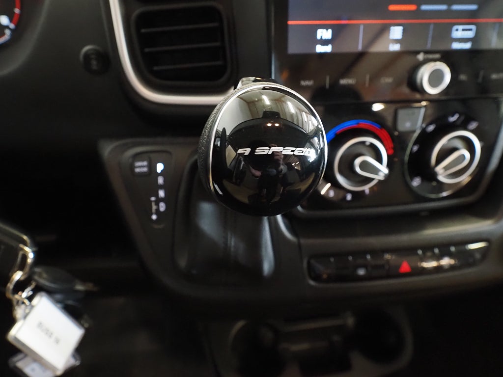 Pössl Summit 640 Långbädd Backkamera Markis Plåtis 2023