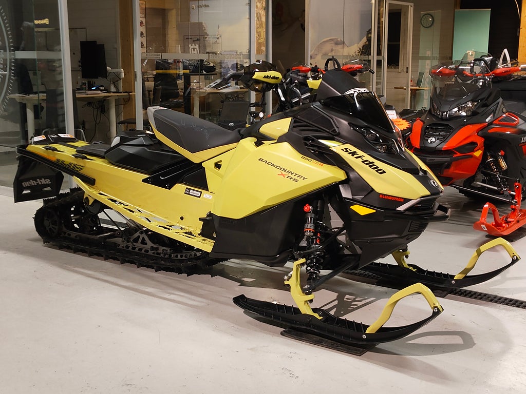 Ski-Doo Backcountry XRS 850 E-tec Turbo R *Momsad* 