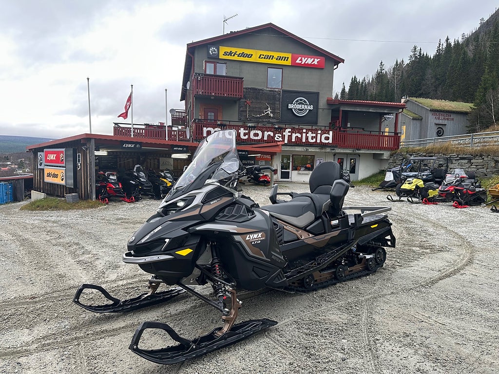 Lynx Commander LTD 900 ACE Passenger Kit -26 