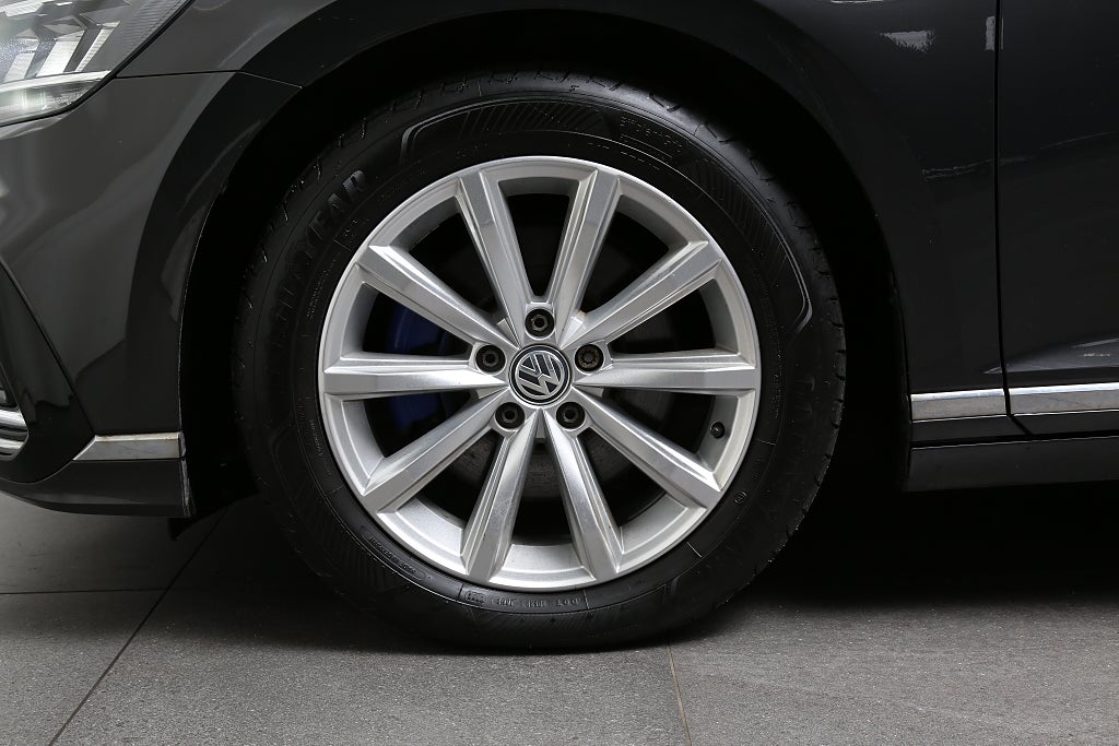 Volkswagen Passat GTE 218hk DSG Sportscombi Navi Kamera Drag 2020