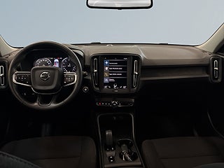 Volvo XC40 T2 Geartronic Momentum S&V/Drag/kamera/Carplay/Pvärm – bild 8