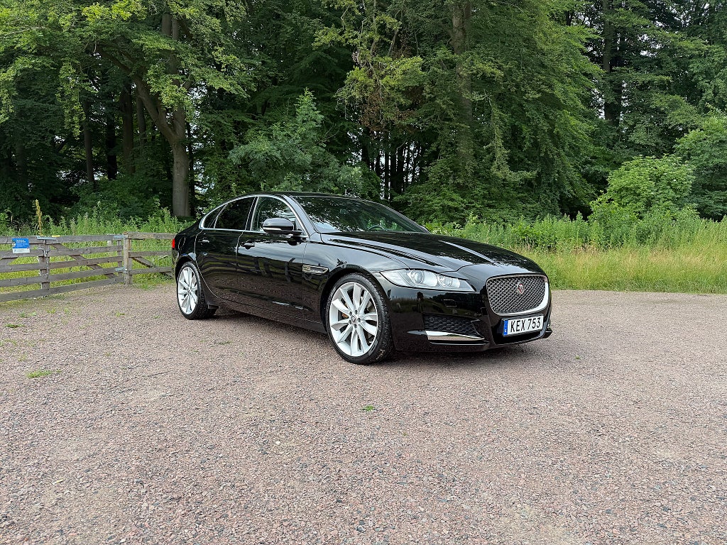 Jaguar XF 20d 180hk