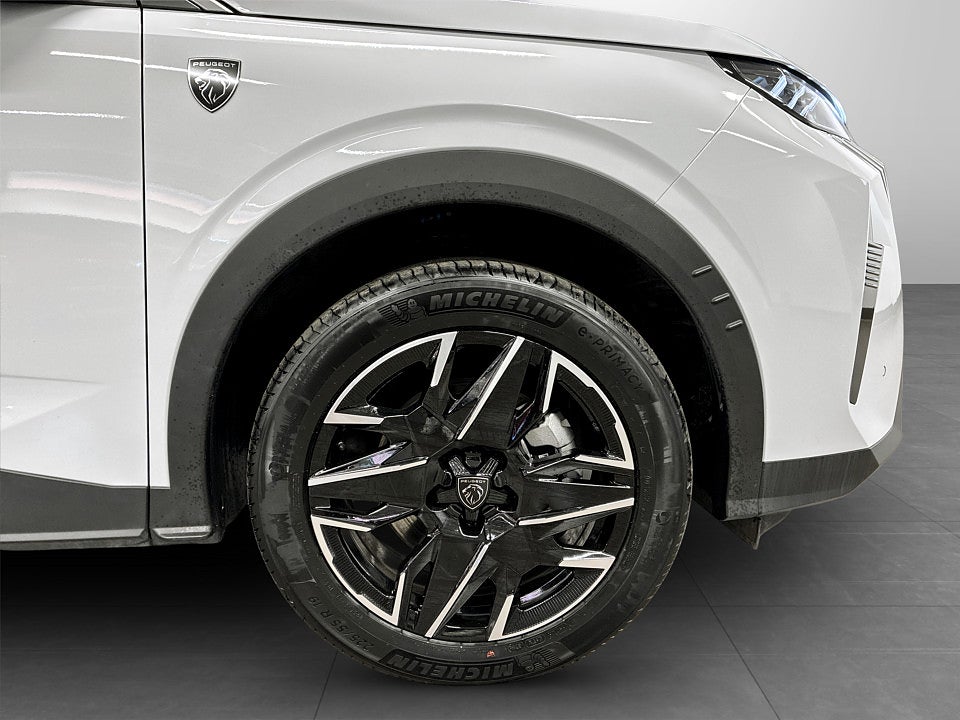 Bild på Peugeot 5008 GT Hybrid 1.2 PT 145hk Aut KAMPANJ BRÄNSLE INGÅR