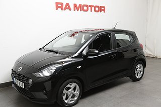 Halvkombi Hyundai i10 1 av 22