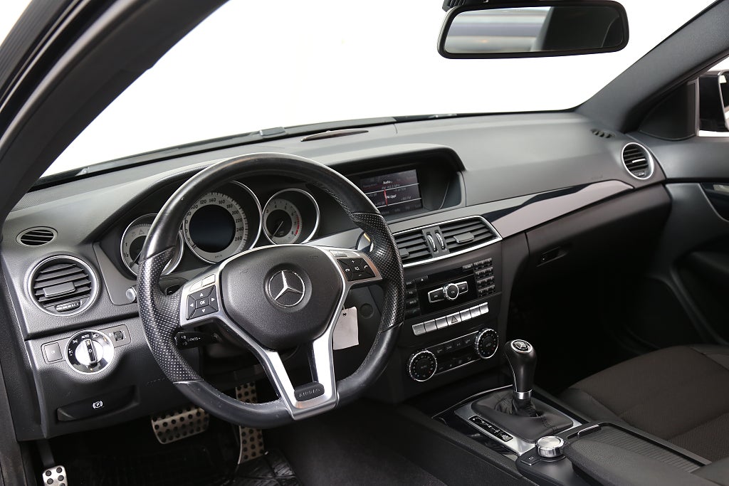 Mercedes-Benz C 180 Coupé 7G-Tronic Plus AMG Sport Navi 2013