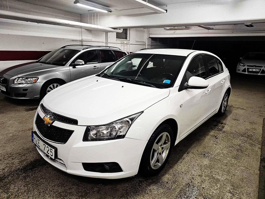 Chevrolet Cruze Halvkombi 1.7 TD VCDi Euro 5 Ny besiktat 