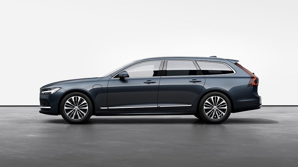 Volvo V90 T6 Core Edition II (Drag, Nav, Mörka Rutor)