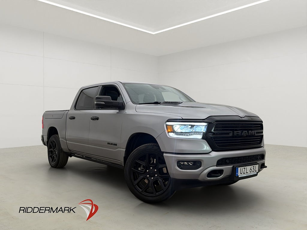 Dodge RAM 1500 Laramie Night Cockpit RAMBOX LUFT Pano Moms