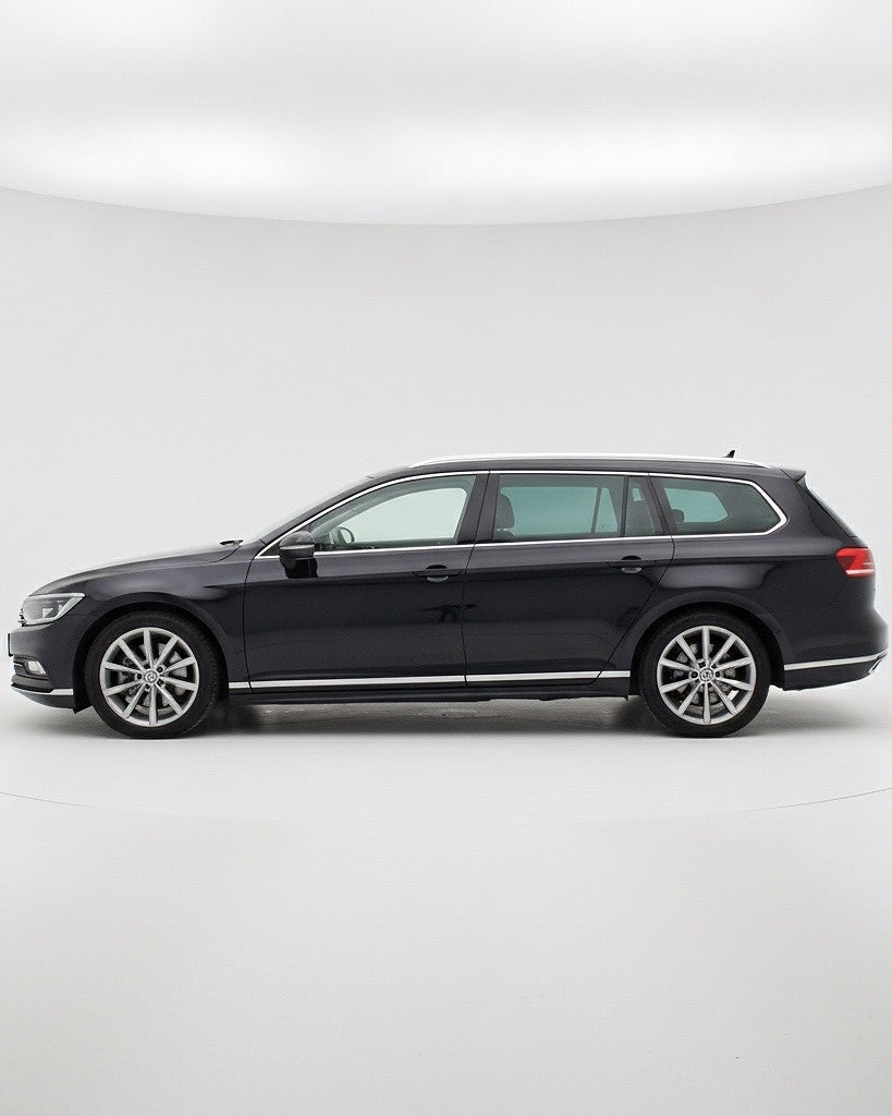 Volkswagen Passat Sportscombi 2.0 TDI -  EXCUTIVE BUSINESS - R-LINE