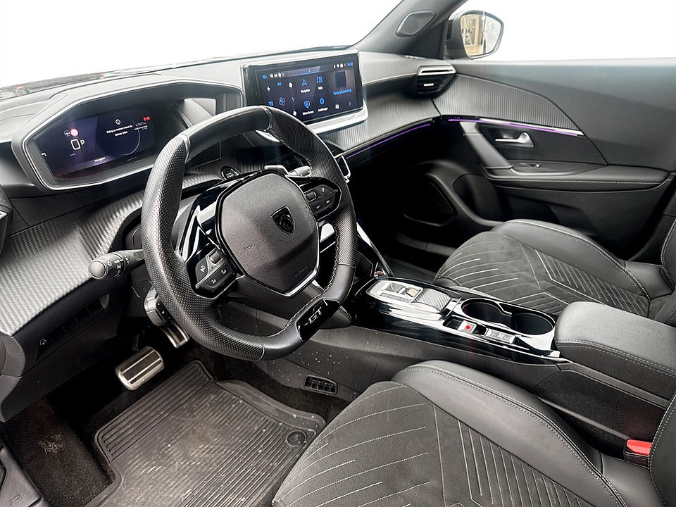 Bild på Peugeot 2008 GT Hybrid 145hk Aut B-KAMERA CARPLAY