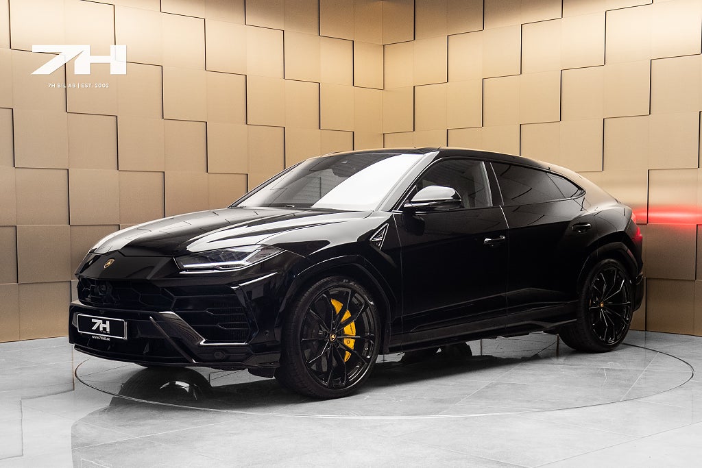 Lamborghini Urus 4.0 V8 AWD / B&O / 360° / HuD / Massage