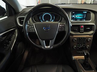 Halvkombi Volvo V40 Cross Country 10 av 22