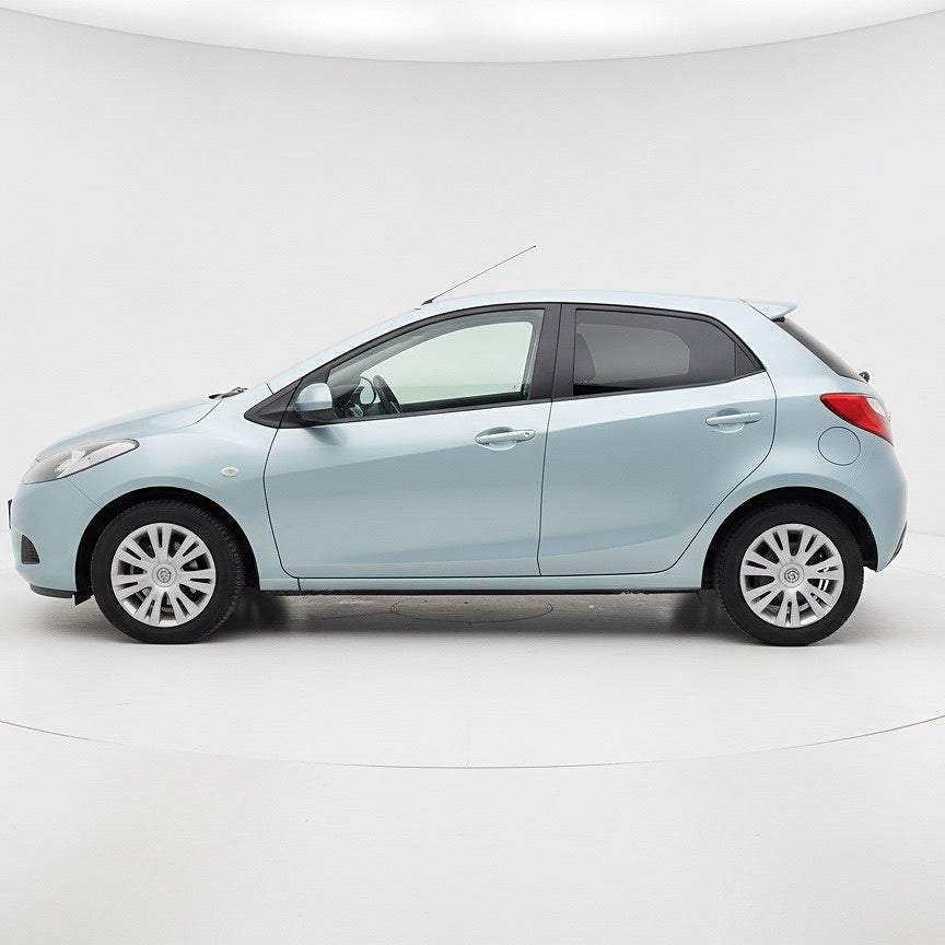 Mazda 2 12 MÅNADERS GARANTI