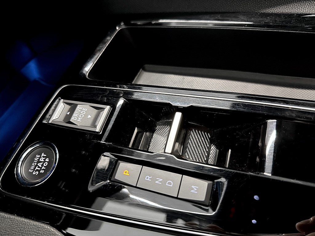 Bild på Peugeot 3008 GT 1.2 PT 130hk Aut - B-KAMERA, CARPLAY