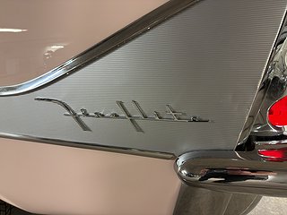 Sportkupé DeSoto Fireflite 16 av 18