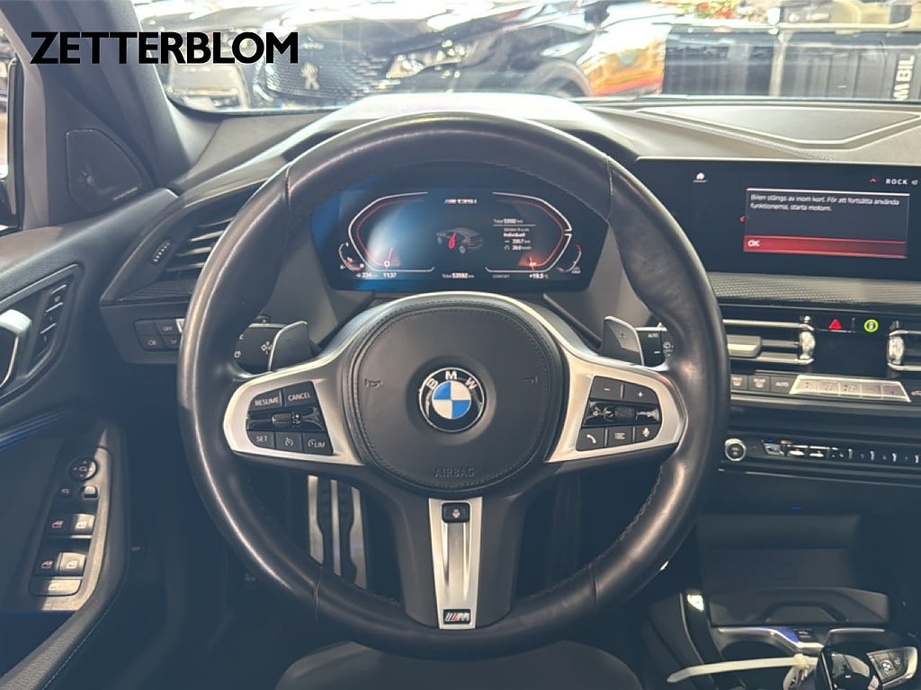 Halvkombi BMW M135i 12 av 23